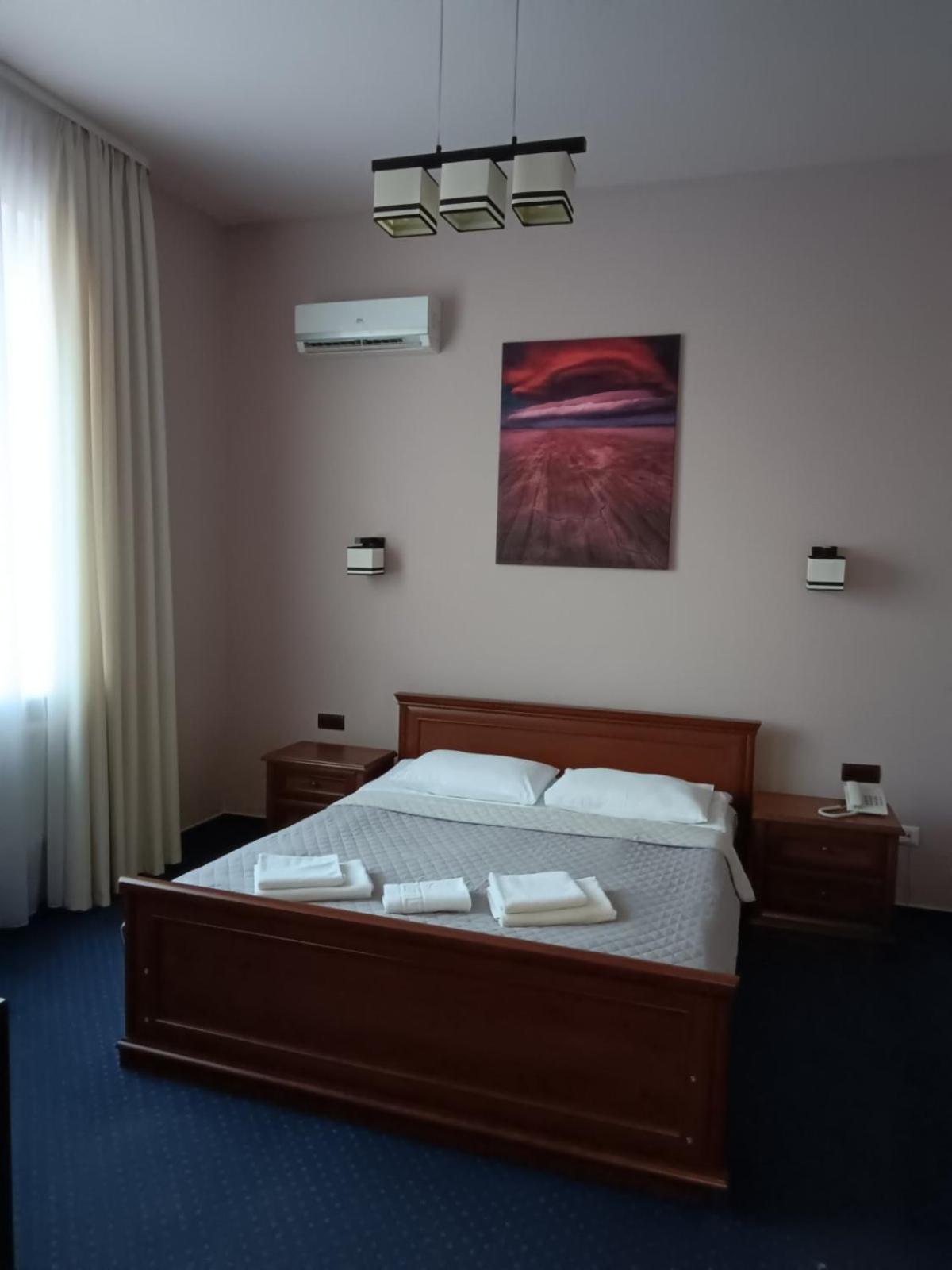 Gosudar Hotel Kropîvnîțkîi Exterior foto